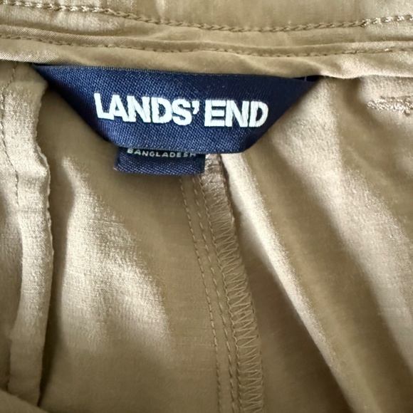 Very lightweight men's khaki shorts - Picture 2 of 3